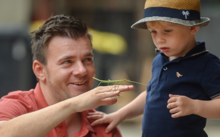 Mit dem neuen Programm Junior-Tierpfleger versprechen die Sommerferien tierischen Spaß im Tiergarten Kleve (4)