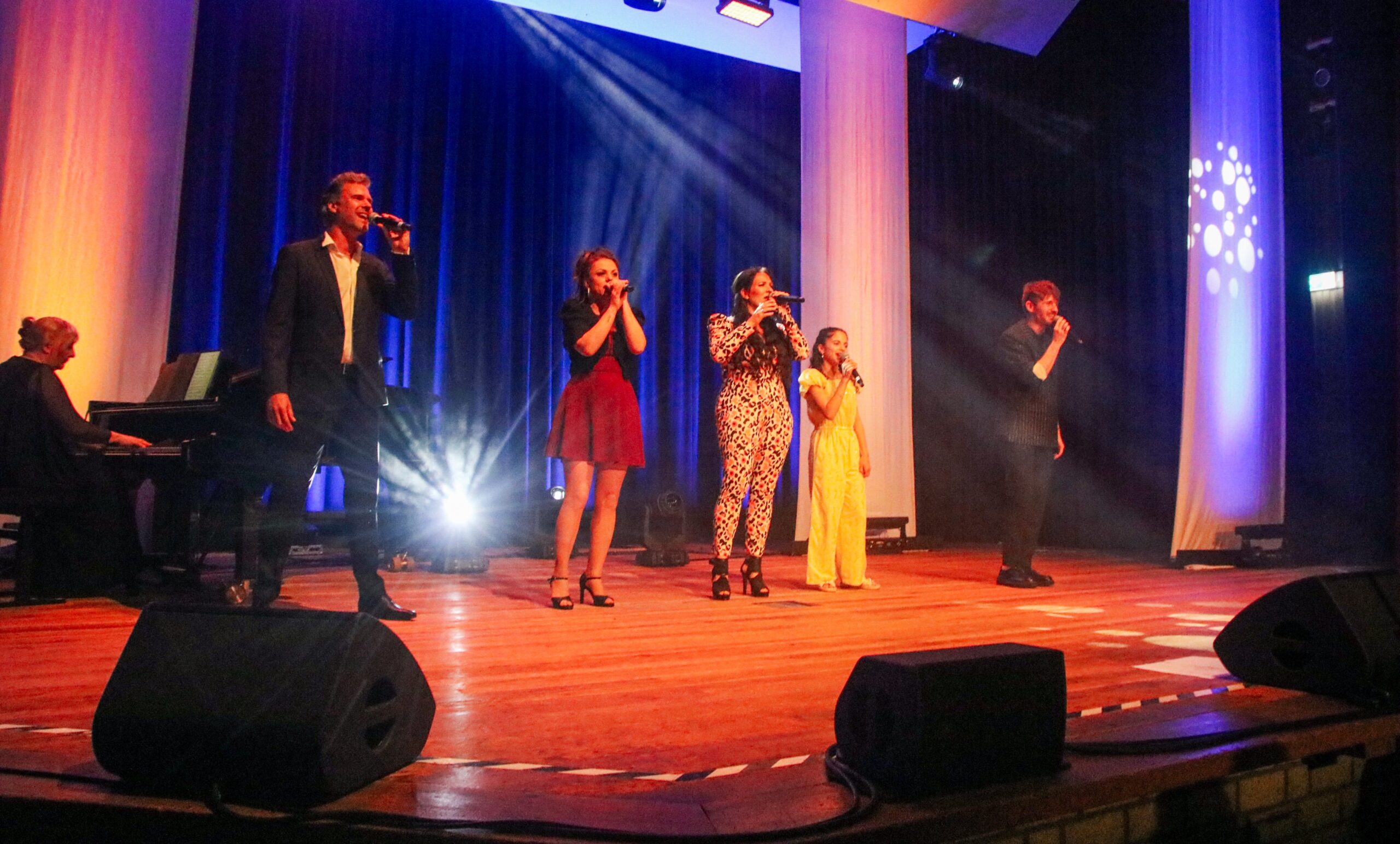 Am Freitag und Samstag findet die Gala A Musical Journey in der Stadthalle Kleve zugunsten des Tiergarten Kleve statt (Foto Q-event-Farina Ranft) (2)