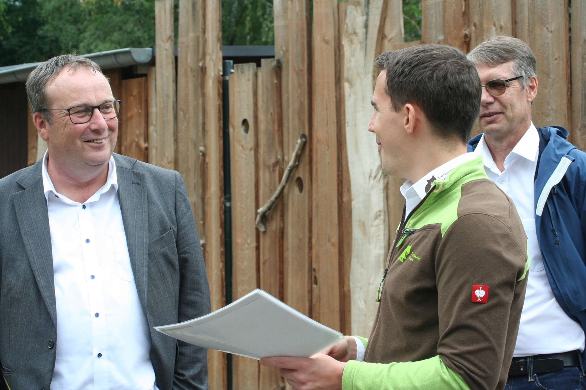 Im Rahmen des diesjährigen Artenschutztags besuchte NRW-Umweltminister Oliver Krischer den Tiergarten Kleve (2)